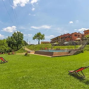  Apartment Le Fornaci